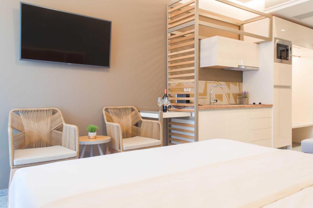 Eco Green Residences & Suites Toroni Exterior foto