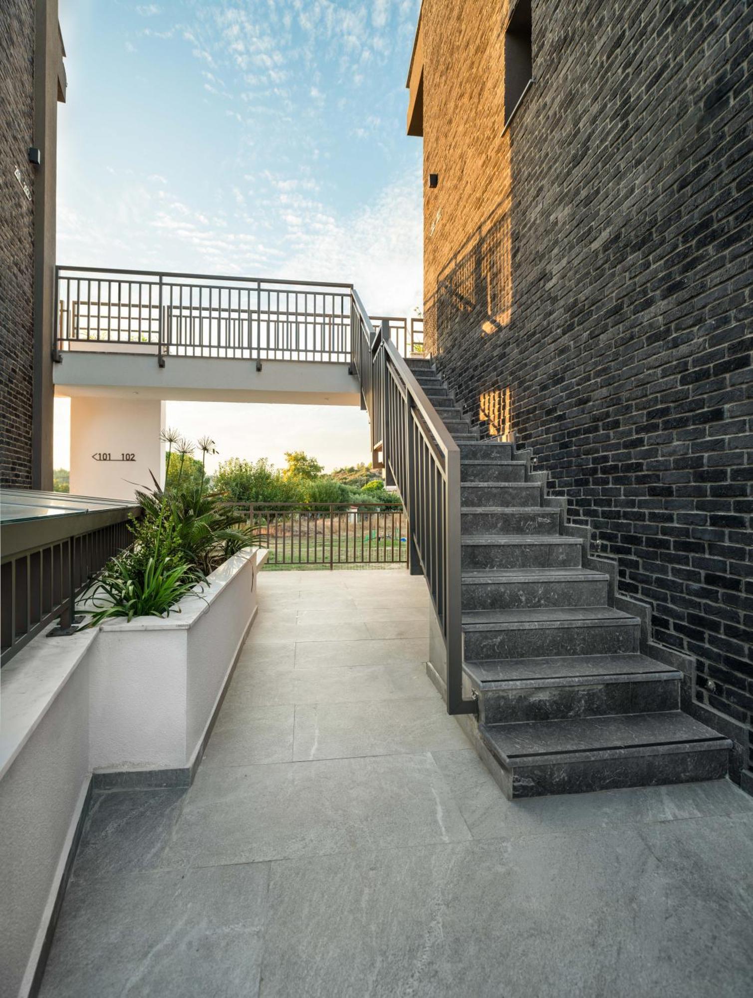 Eco Green Residences & Suites Toroni Exterior foto